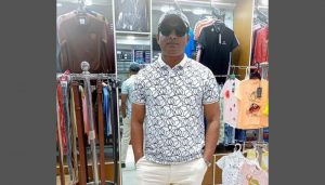 In Taltali, Barguna, the teacher is accused of assaulting journalists