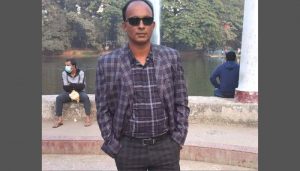 In Taltali, Barguna, the teacher is accused of assaulting journalists